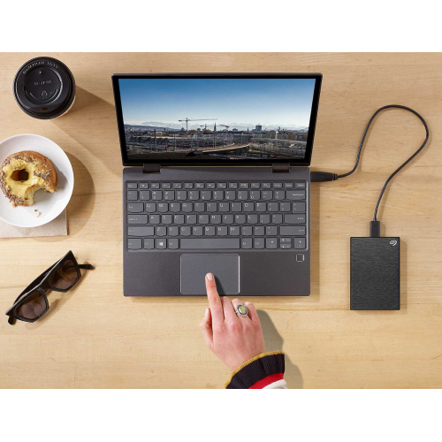 Внешний жесткий диск Seagate Backup Plus Slim STHN2000400, 2TB, 2.5" USB 3.0 Black